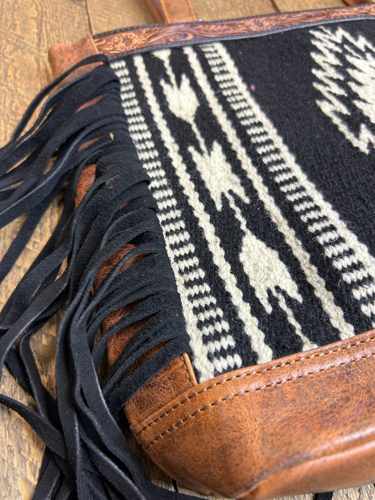 Dixie Tote-Black & White Aztec Rug