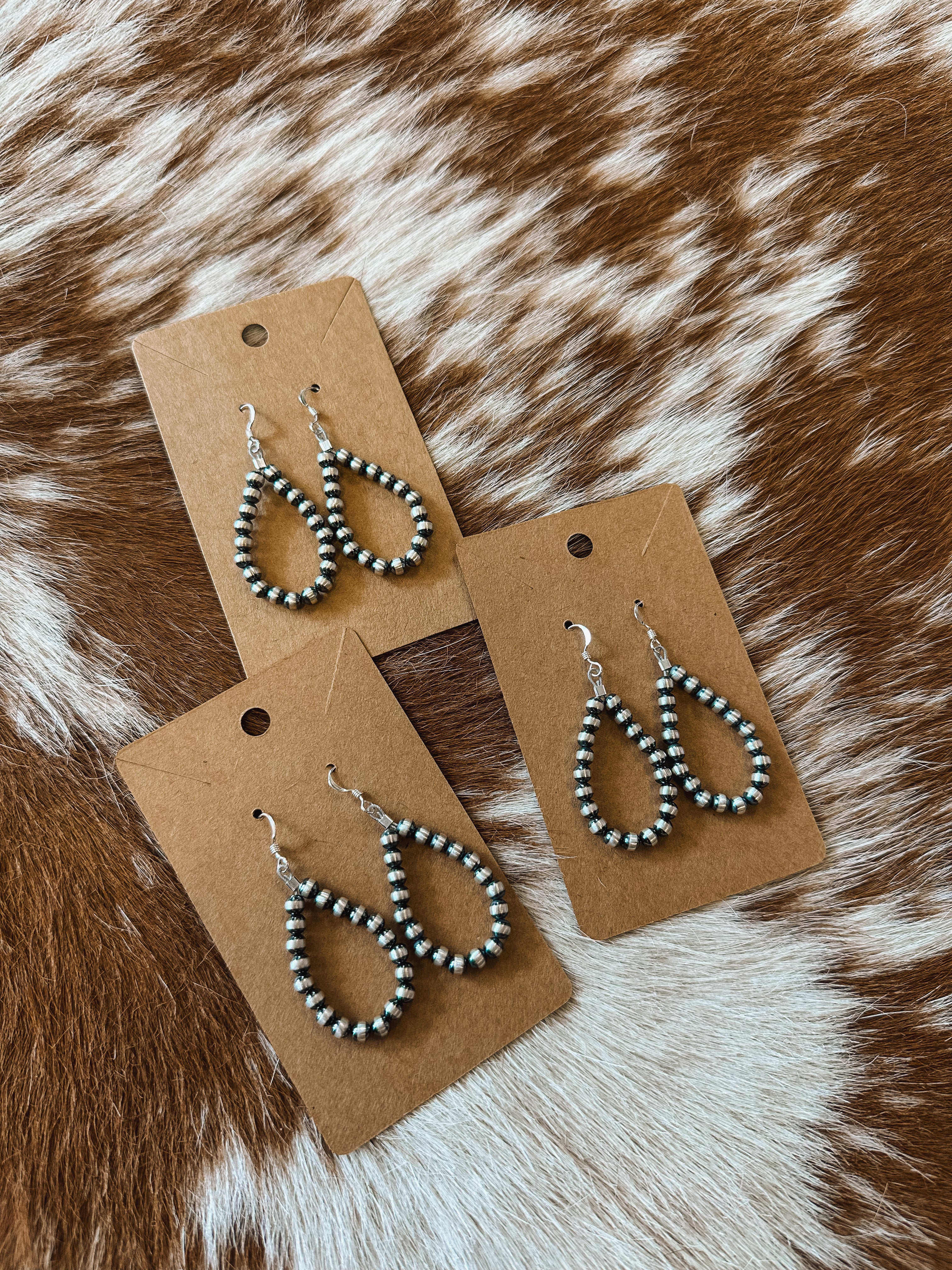 The Tori Navajo Pearl Earrings