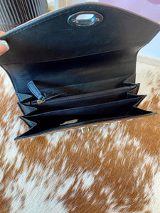 The Oxbow Falls Clasp Wallet