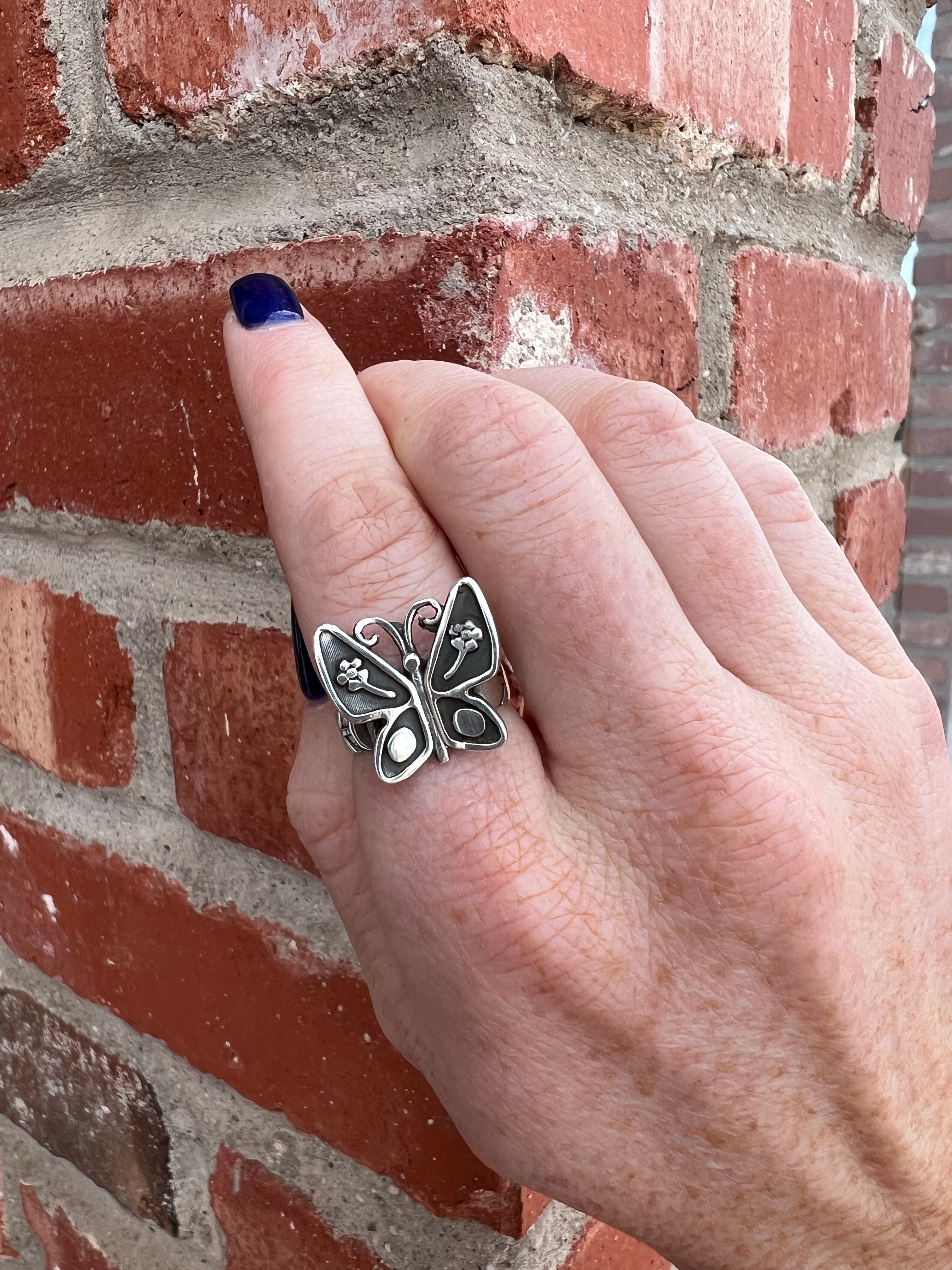 The Posi Butterfly Ring