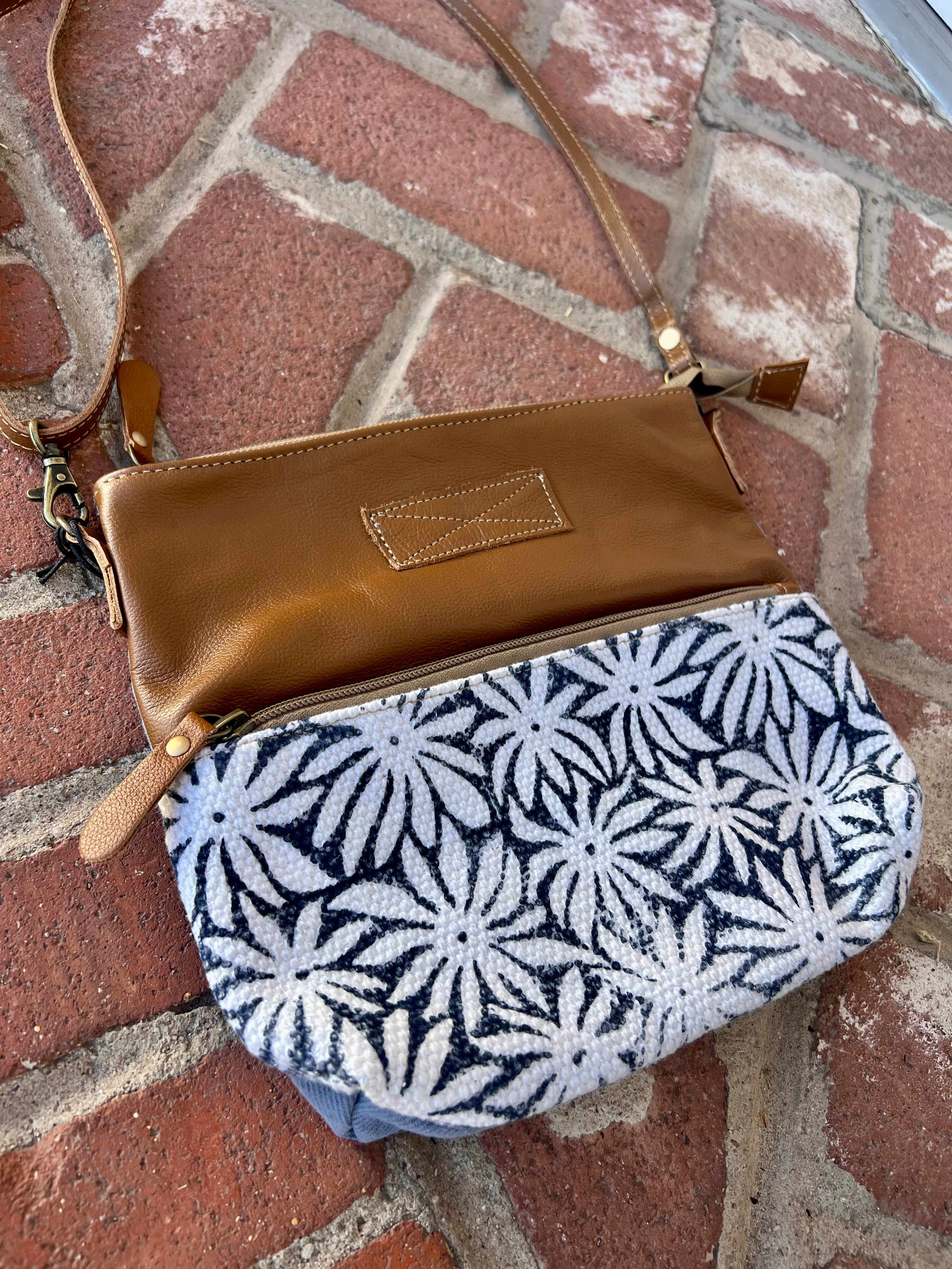 Bitty Flower Purse