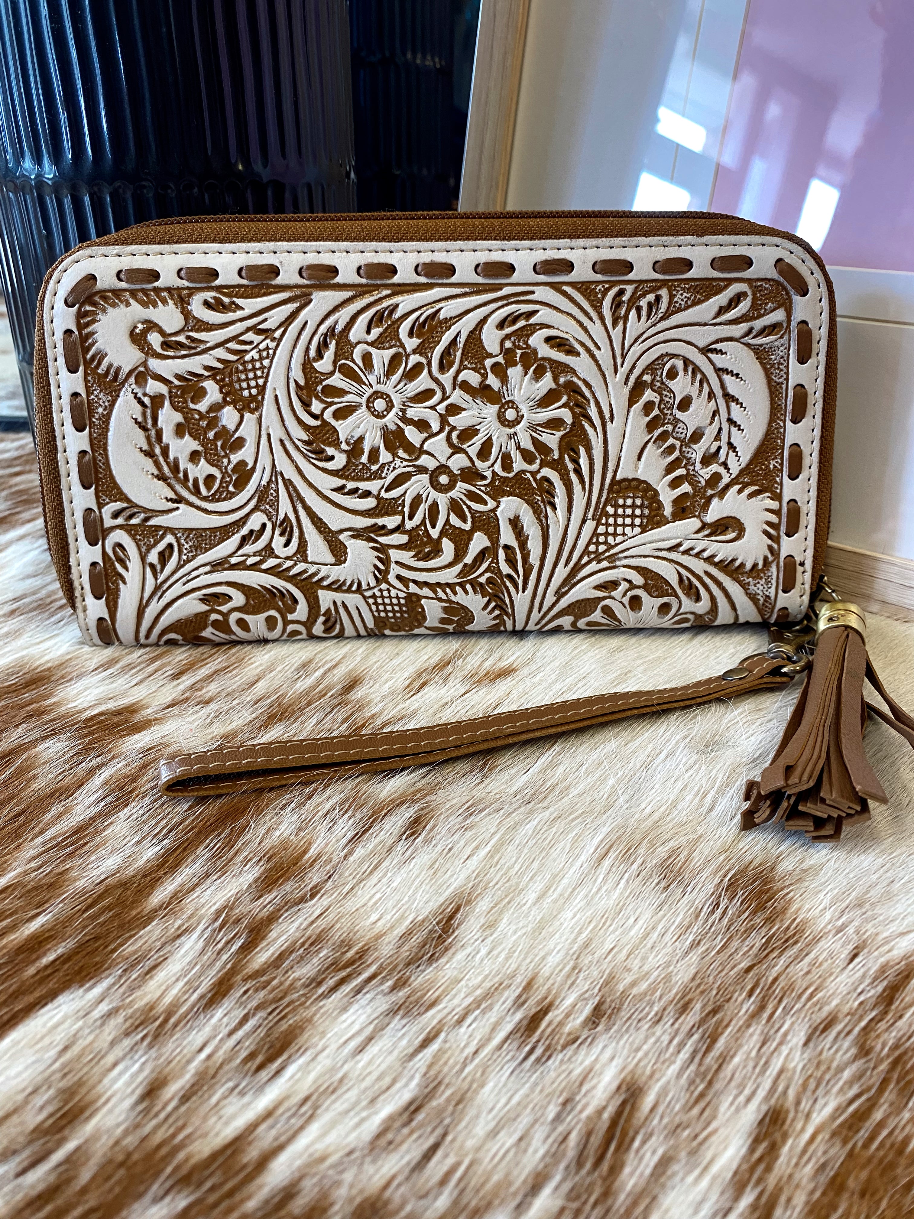 The Misty Western Wallet