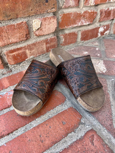 Roper-Women's Tooled Leather Slide