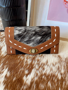 The Oxbow Falls Clasp Wallet