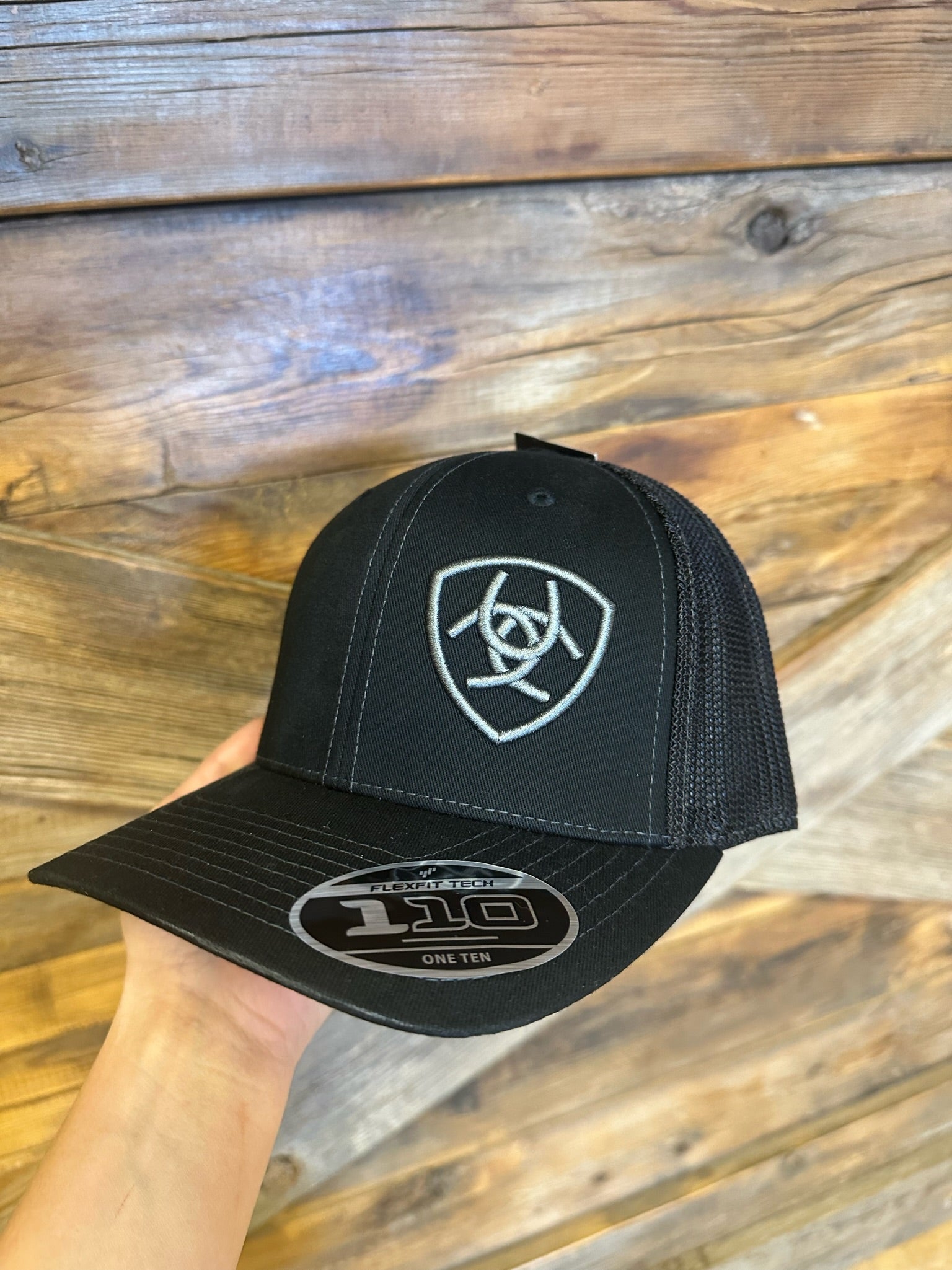 Ariat-Logo Snapback Cap