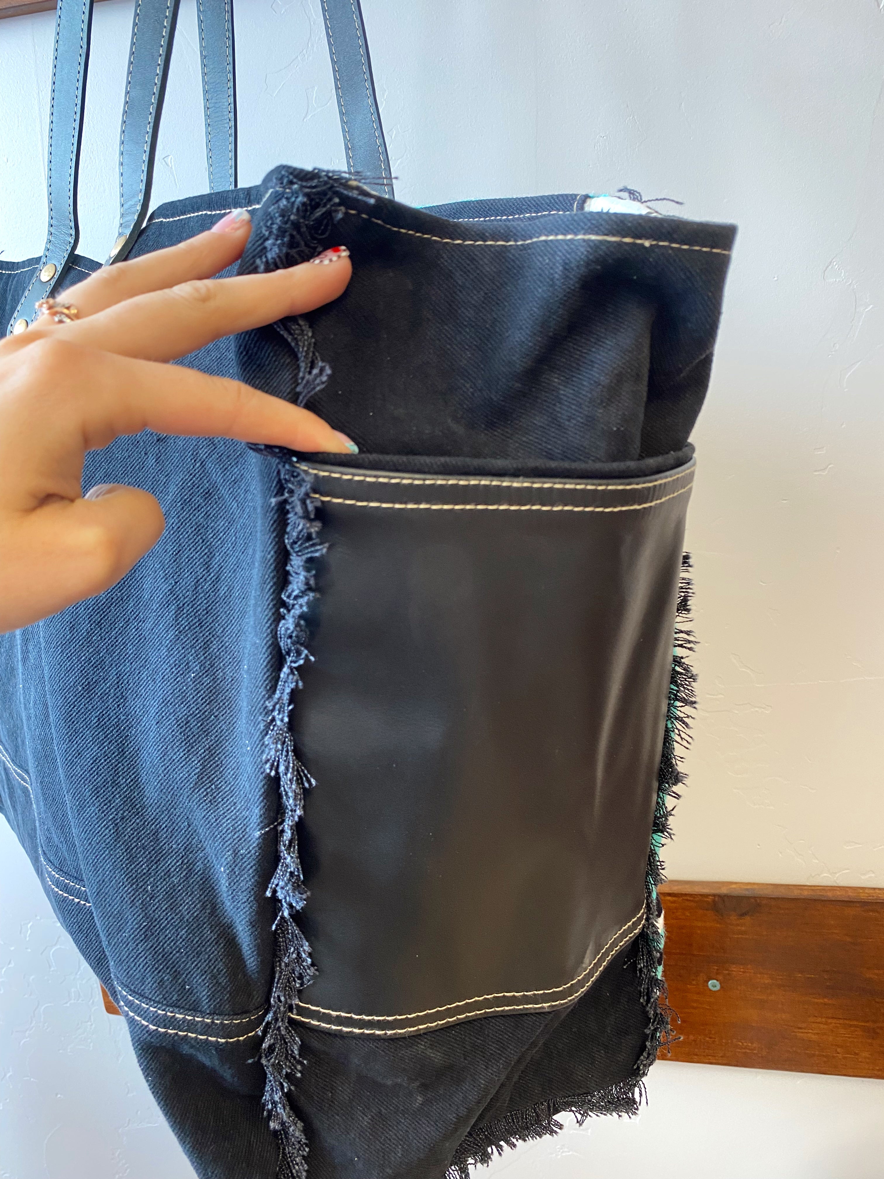 The Riverbend Weekender Bag
