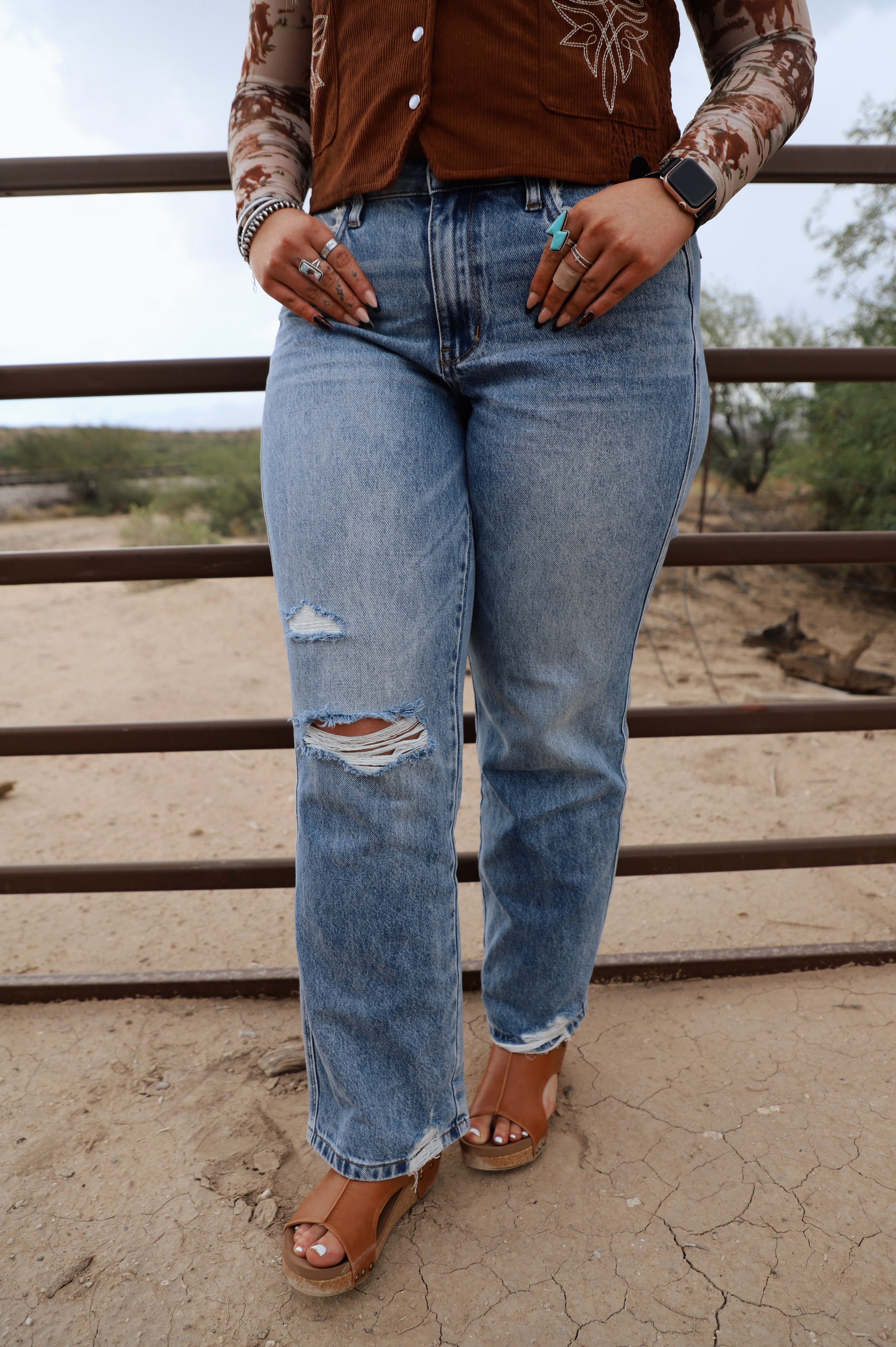 The Chandler 90's Straight Leg Jean