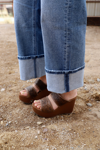 The Tooled 2-Band Wedge Sandal