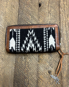 Dixie Wallet-Black & White Aztec Rug