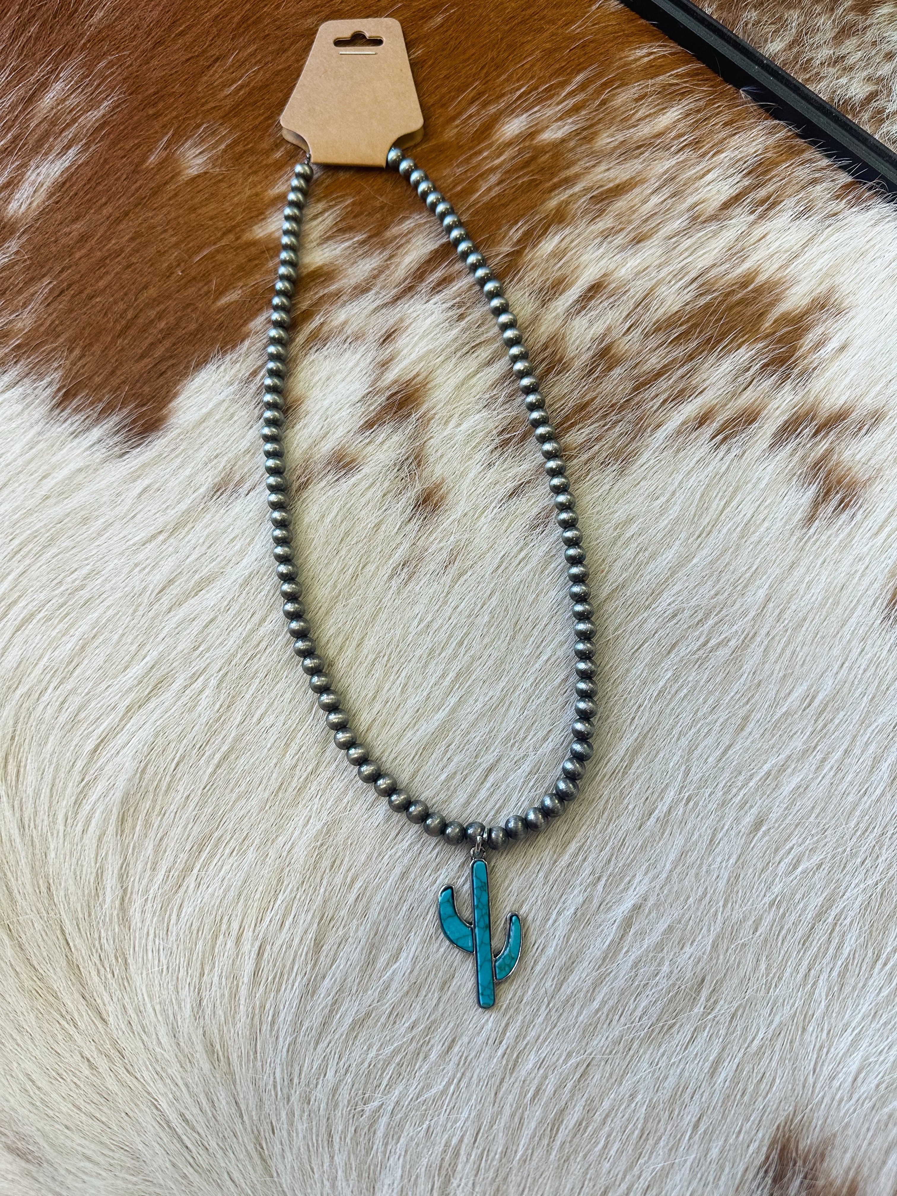 Faux Navajo Pearl & Cactus Pendant Necklace