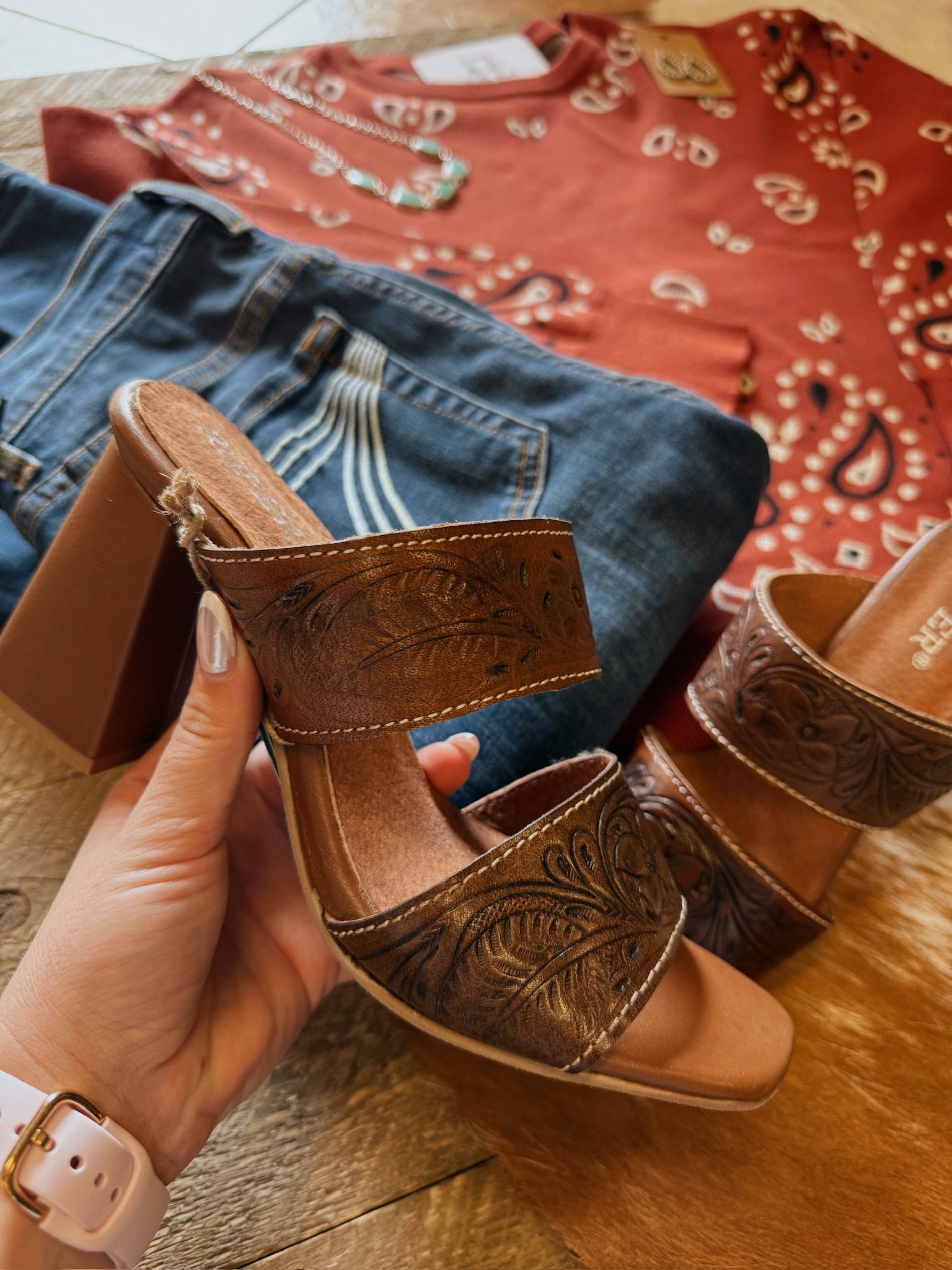 The Roper Tooled Leather Heel