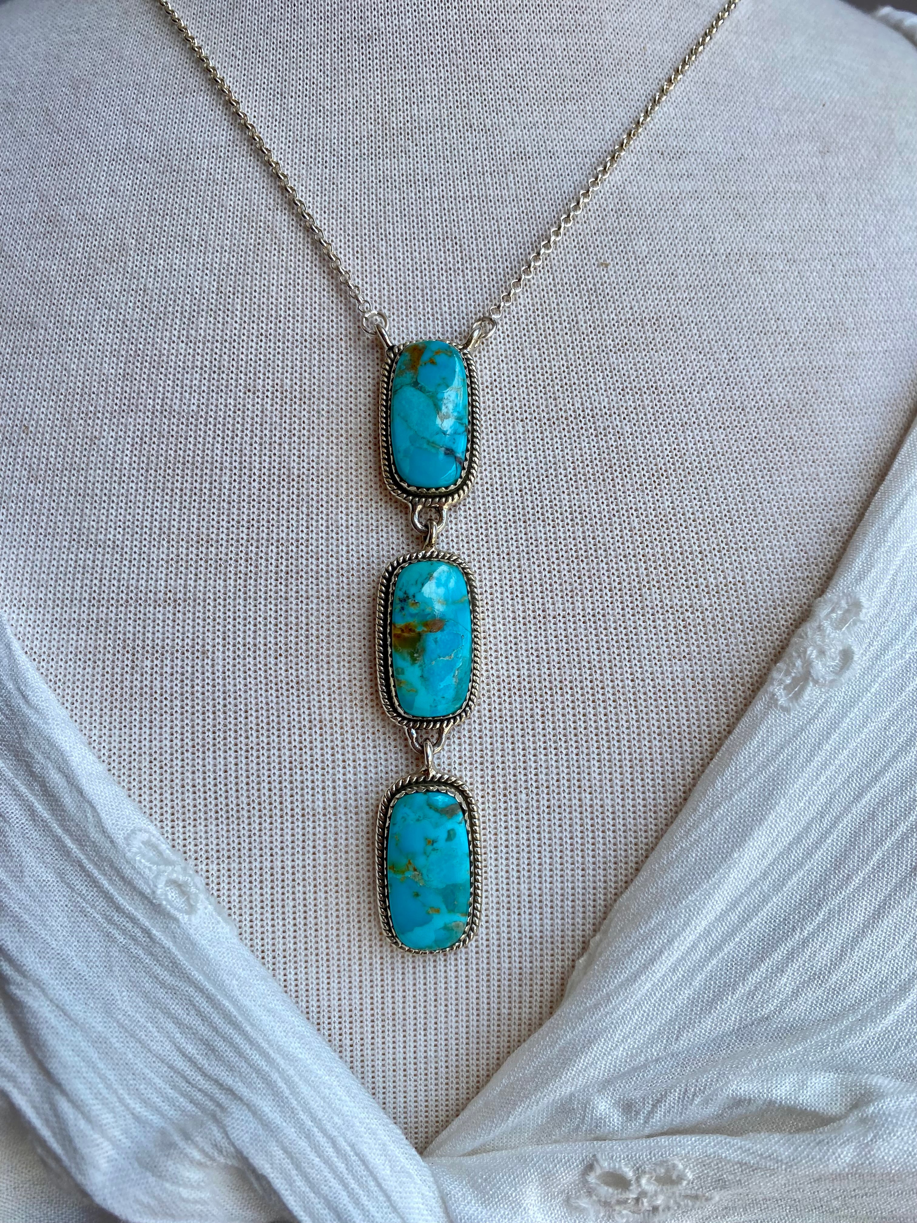 3-Stone Kingman Turquoise Lariat Necklace