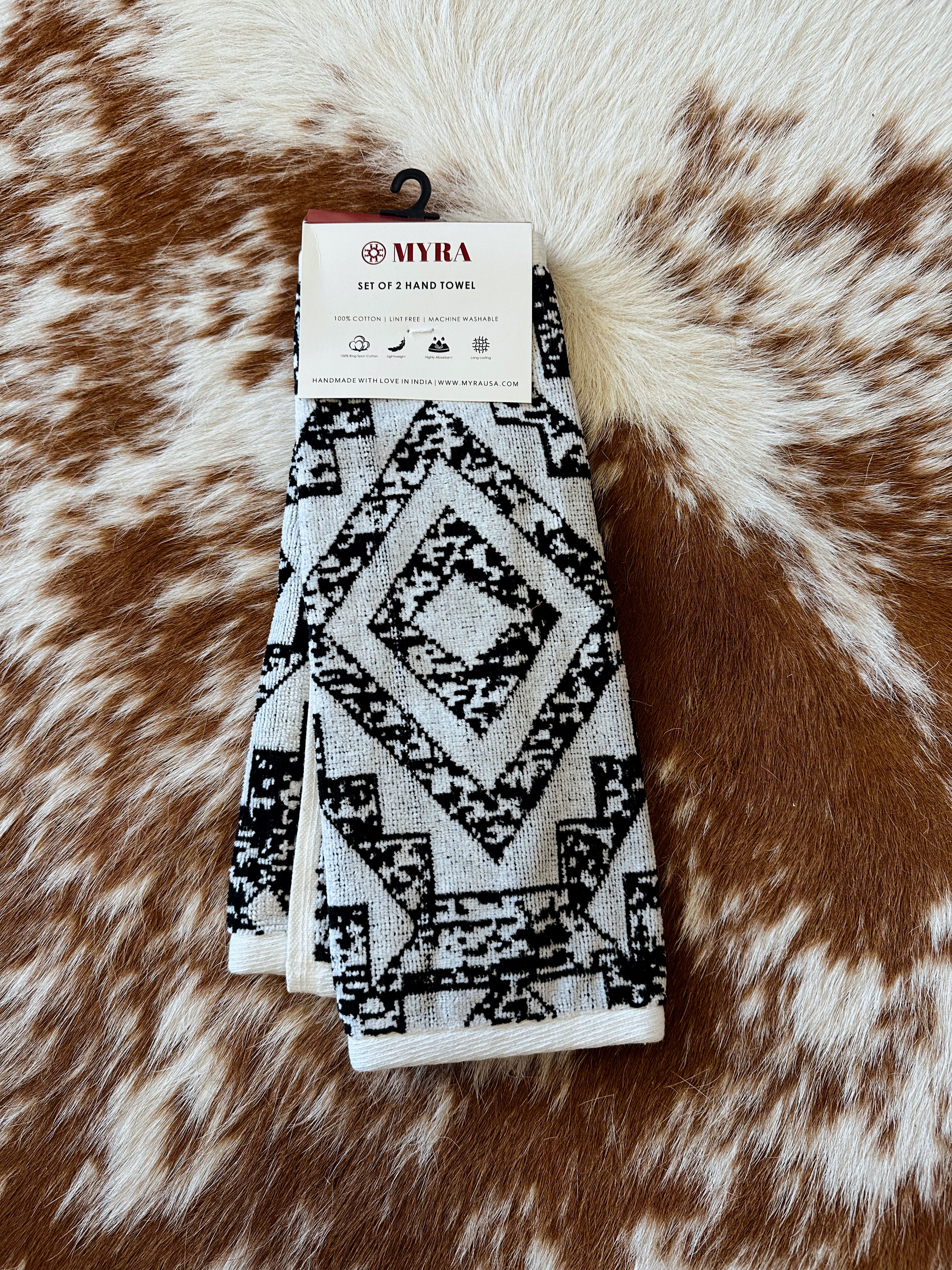 The Cloudstone Hand Towel Set